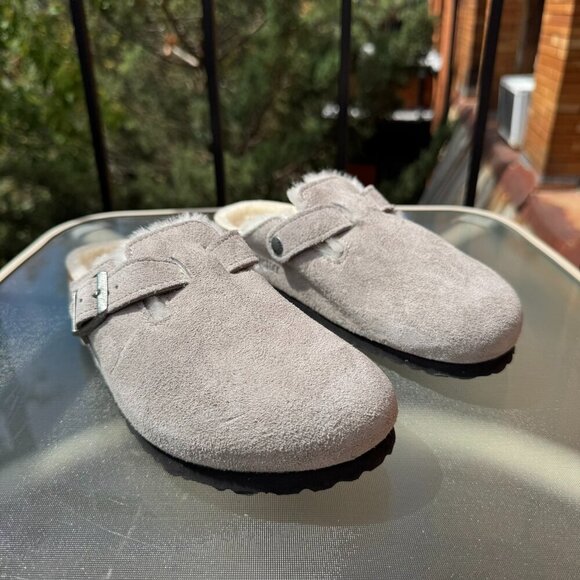 New Birkenstock Boston Shearling Clogs Suede Shoes in Stone Coin US 7 / EUR 38 - Picture 4 of 13